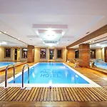 מלון Antea Palace & 4*