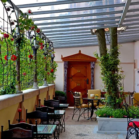 Antea Palace & Hotel