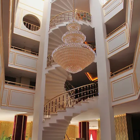 Hotel Antea Palace & 4*