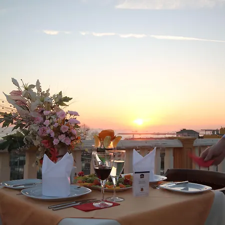 Hotel Antea Palace &