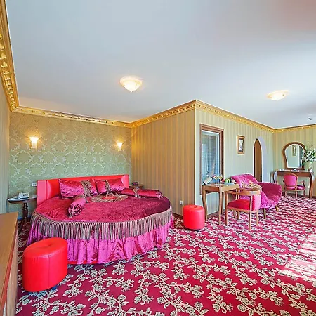 Hotel Antea Palace & 4*